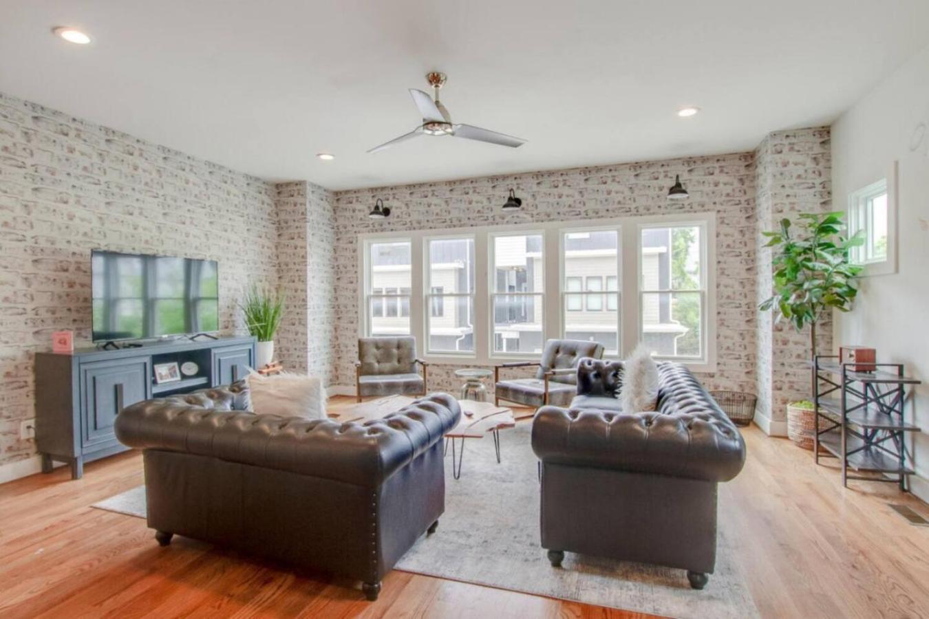 Howdy House New And Trendy With Rooftop Deck Nashville Dış mekan fotoğraf