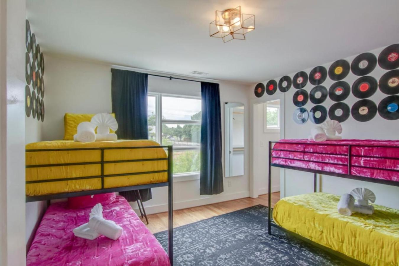Howdy House New And Trendy With Rooftop Deck Nashville Dış mekan fotoğraf